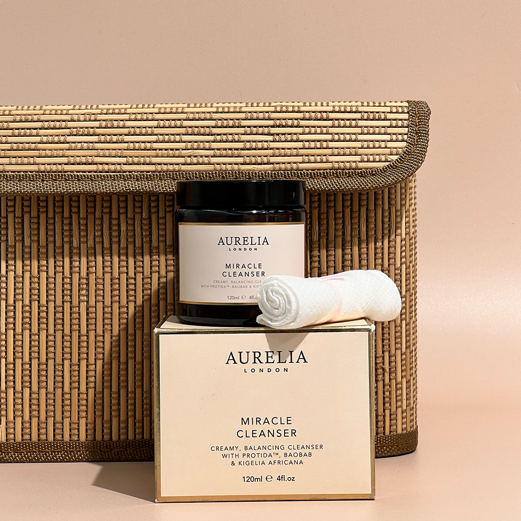 AURELIA MIRACLE CLEANSER (FULL SIZE)